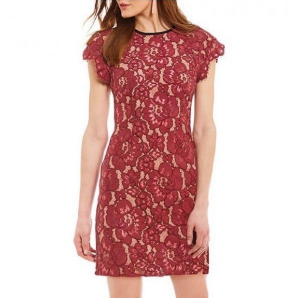 WAYF Tabbie lace dress